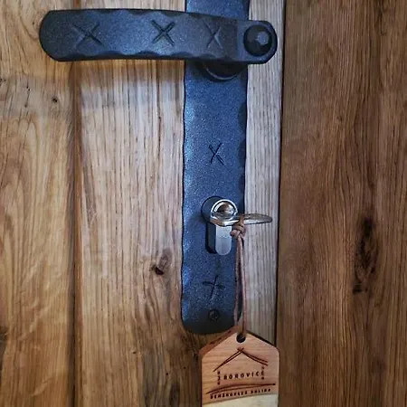 Tri Borovice 别墅 *