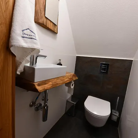 别墅 Tri Borovice *